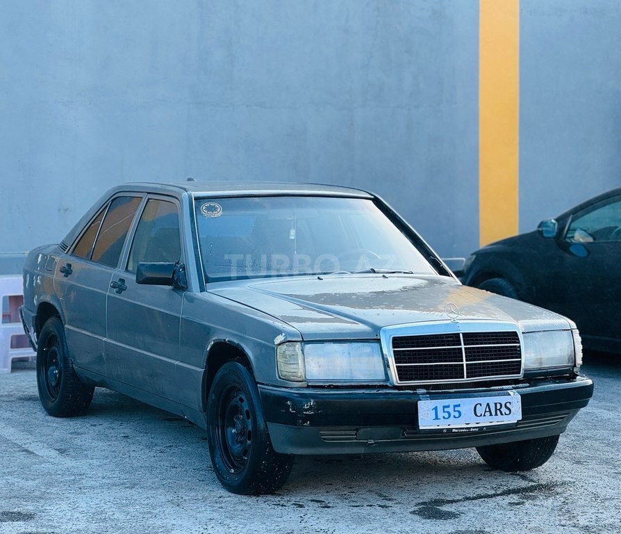 Mercedes 190