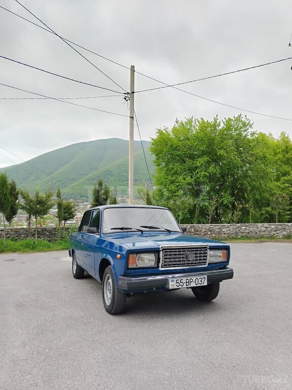 LADA (VAZ) 2107