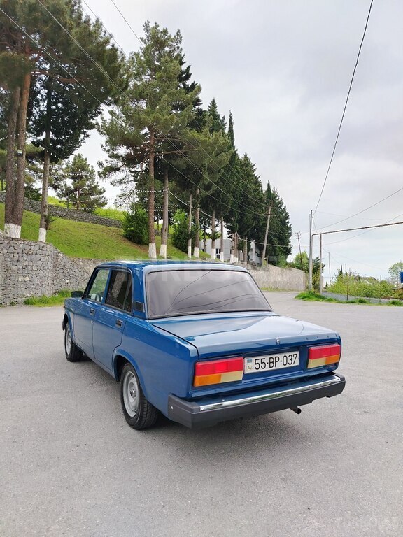 LADA (VAZ) 2107
