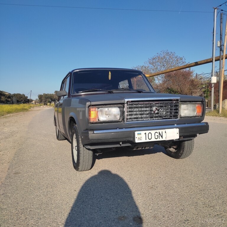 LADA (VAZ) 2107