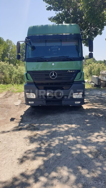 Mercedes Axor 1843