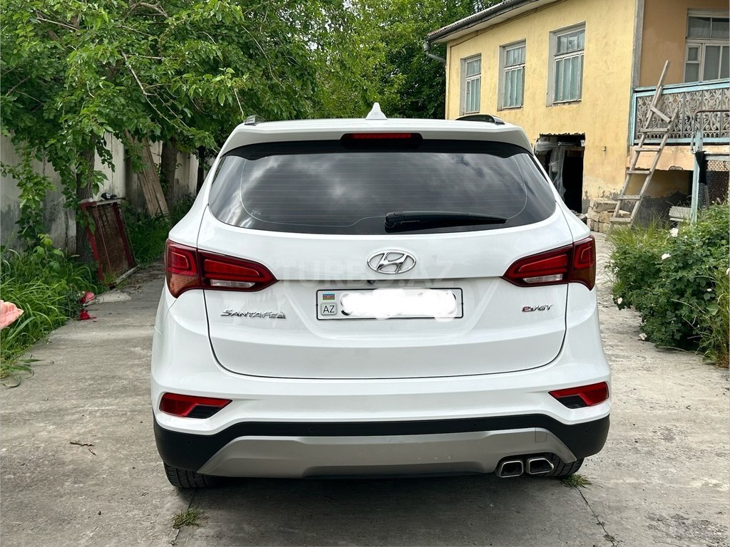 Hyundai Santa Fe