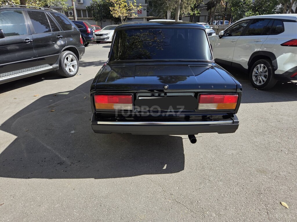 LADA (VAZ) 2107