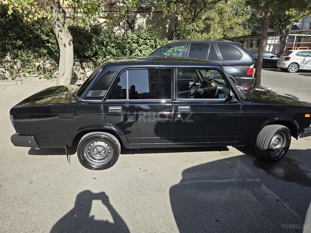 LADA (VAZ) 2107