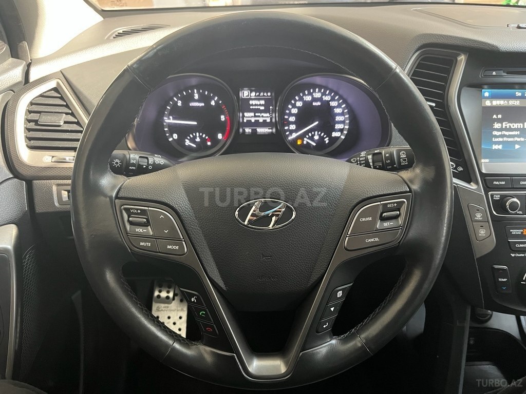 Hyundai Santa Fe