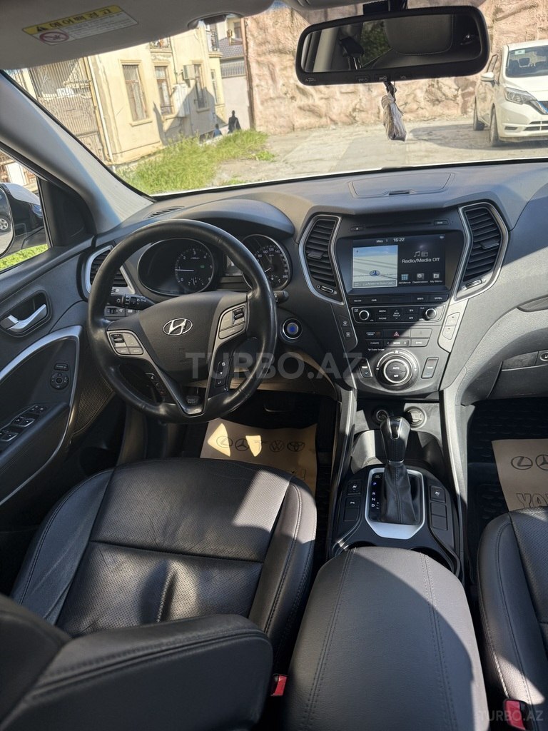 Hyundai Santa Fe