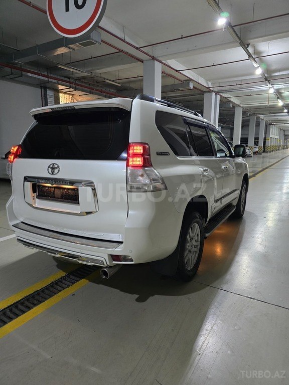 Toyota Land Cruiser Prado