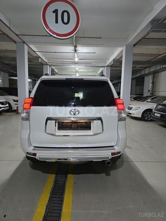Toyota Land Cruiser Prado