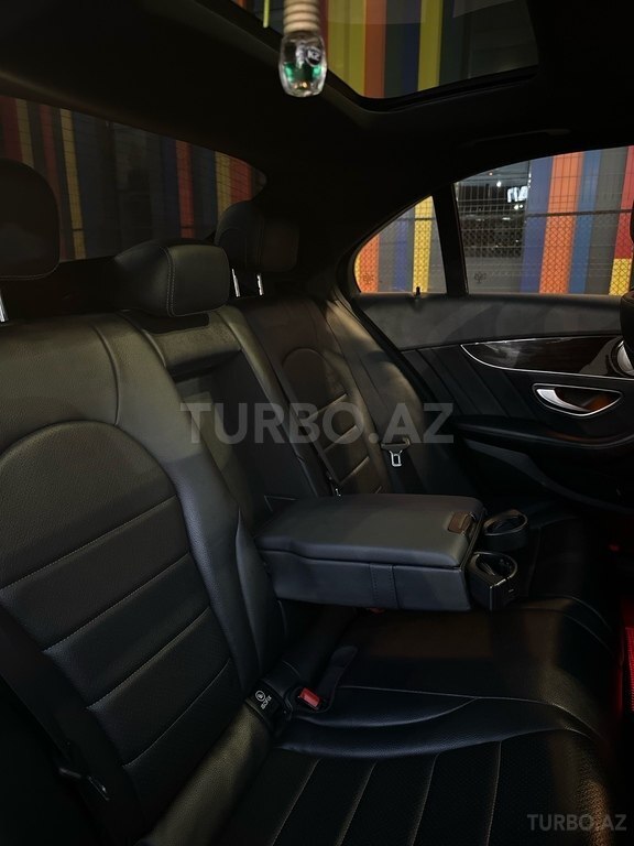 Mercedes C 300