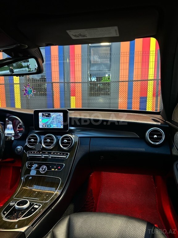 Mercedes C 300