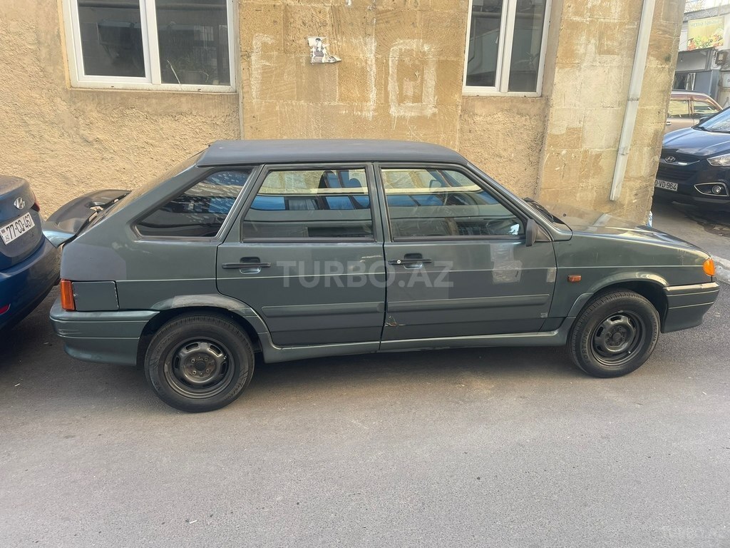LADA (VAZ) 2114