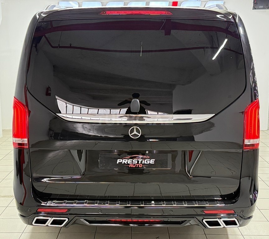Mercedes V 220 4MATIC