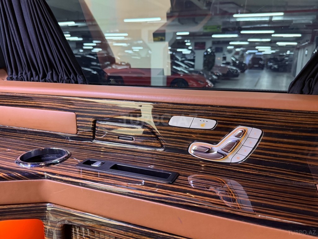 Mercedes V 220 4MATIC