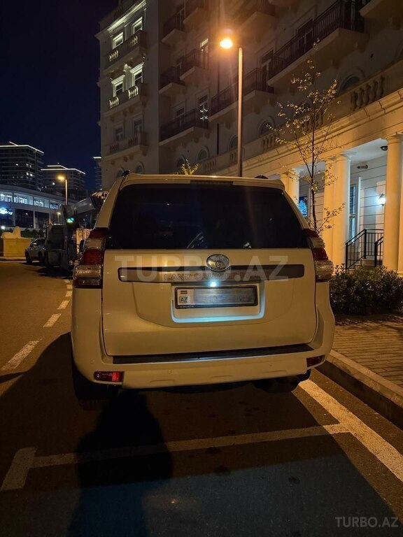 Toyota Land Cruiser Prado