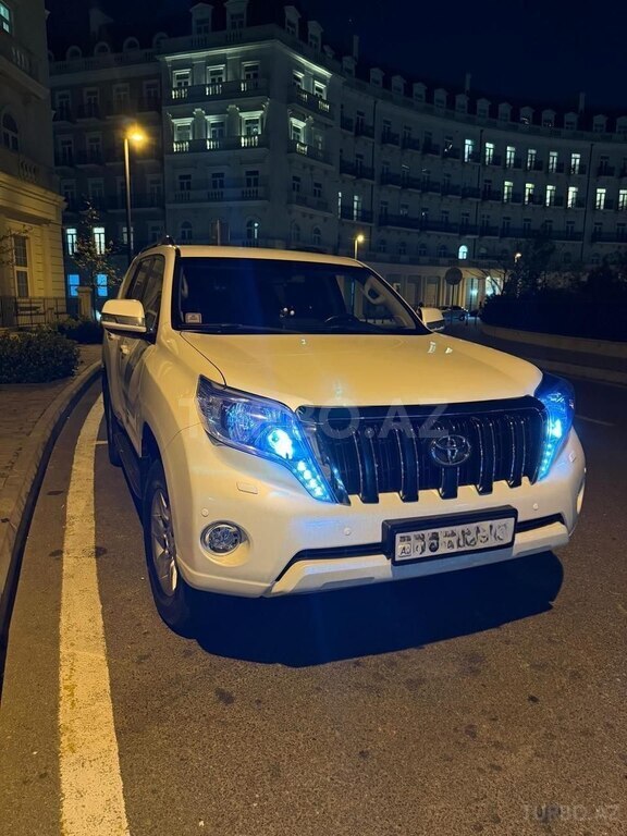 Toyota Land Cruiser Prado