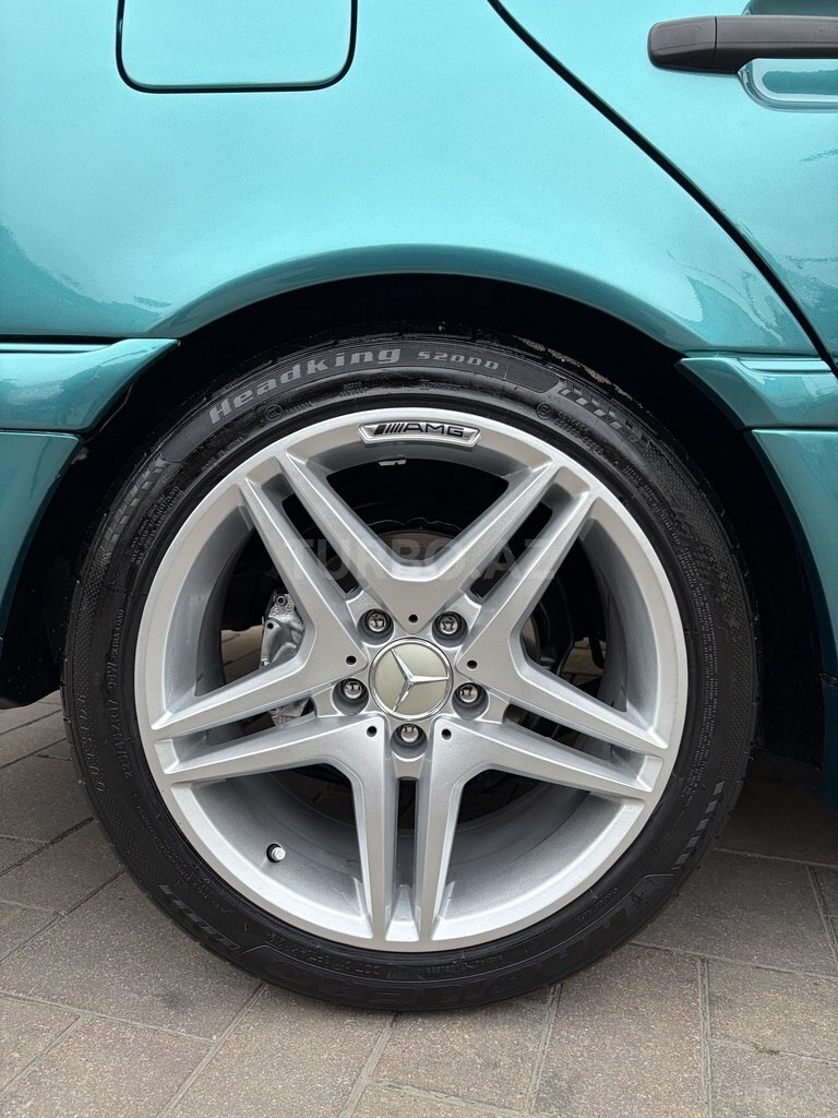 Mercedes C 220
