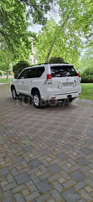 Toyota Land Cruiser Prado