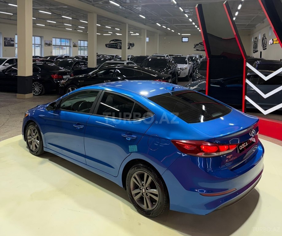 Hyundai Elantra