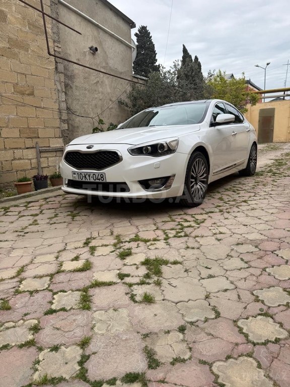 Kia Cadenza