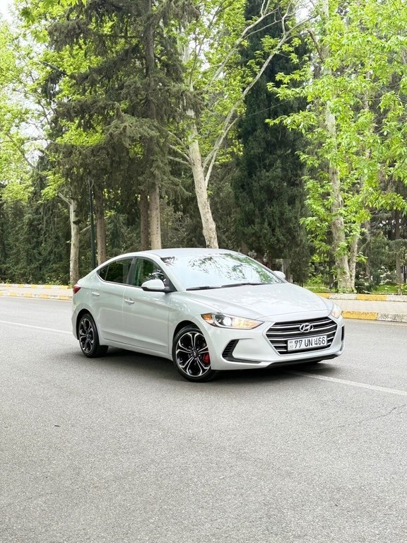 Hyundai Elantra