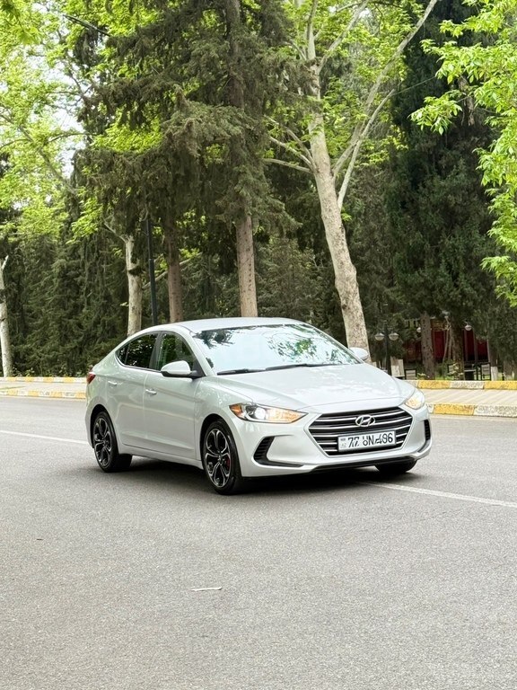 Hyundai Elantra