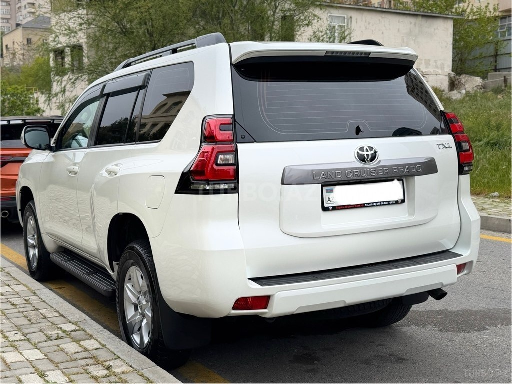 Toyota Land Cruiser Prado