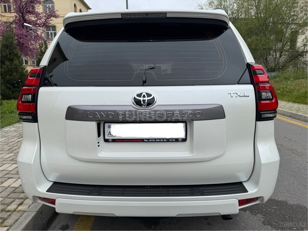Toyota Land Cruiser Prado