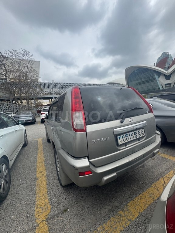 Nissan X-Trail