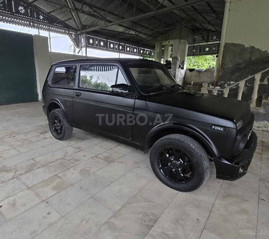 LADA (VAZ) Niva