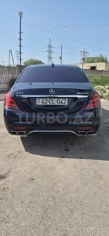 Mercedes S 63 AMG 4MATIC