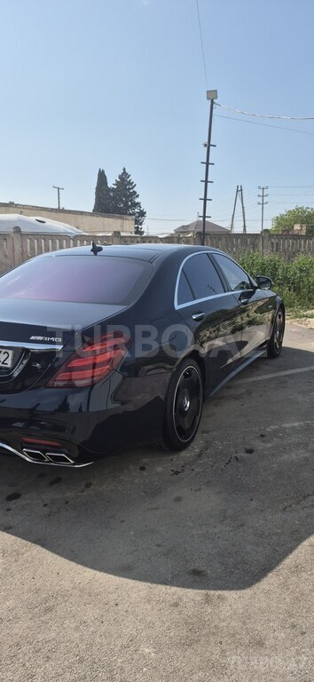 Mercedes S 63 AMG 4MATIC