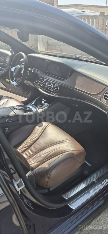 Mercedes S 63 AMG 4MATIC