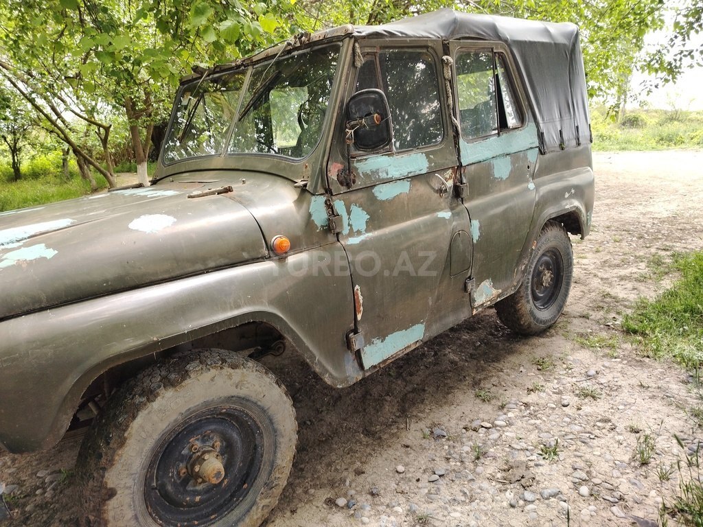 UAZ 469