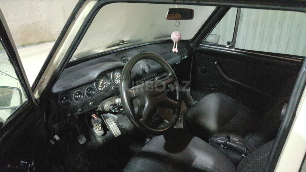 LADA (VAZ) 2106