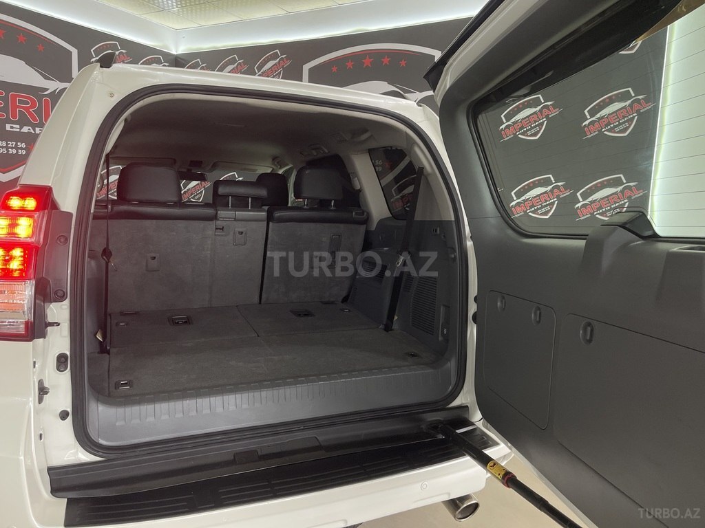 Toyota Land Cruiser Prado