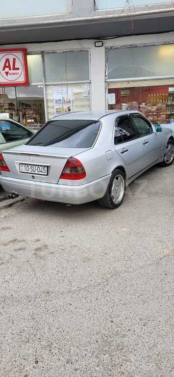 Mercedes C 250
