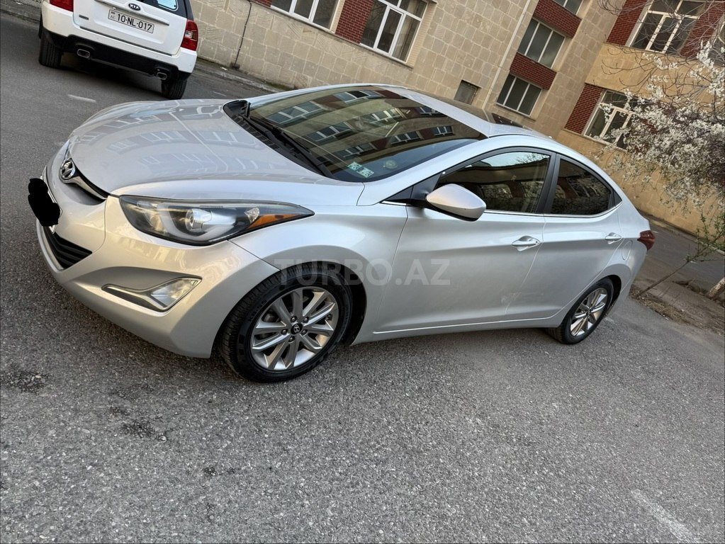 Hyundai Elantra