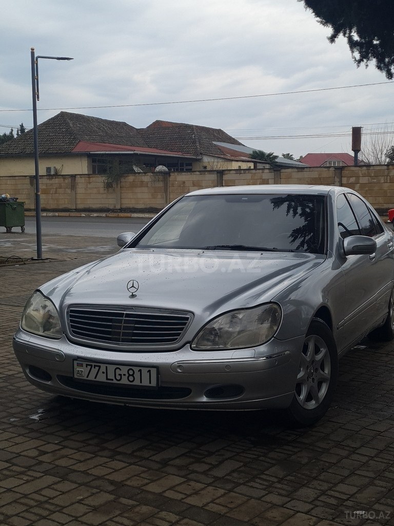 Mercedes S 320