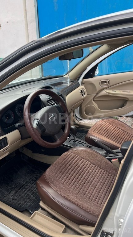 Nissan Sunny