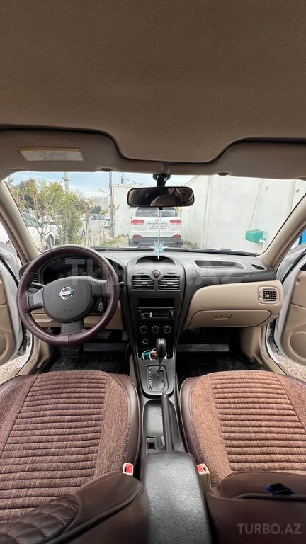 Nissan Sunny