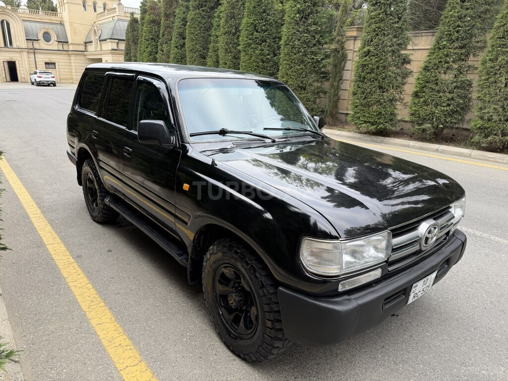Toyota Land Cruiser
