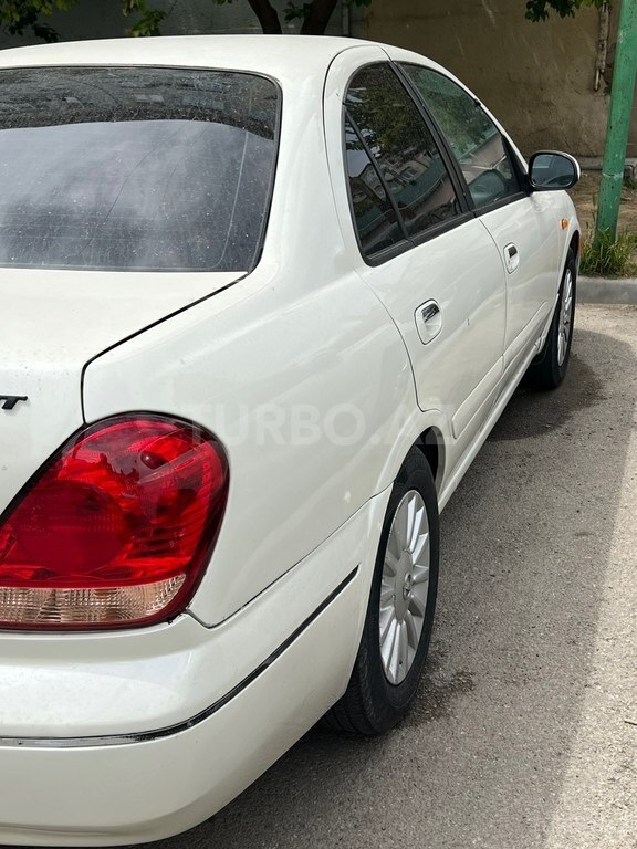 Nissan Sunny
