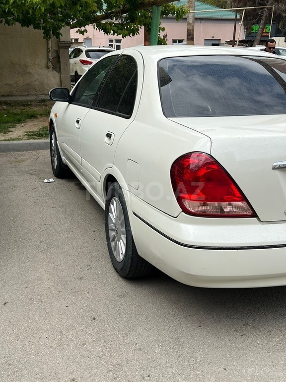 Nissan Sunny