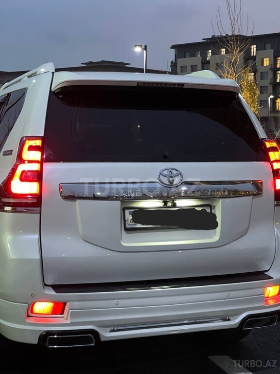 Toyota Land Cruiser Prado