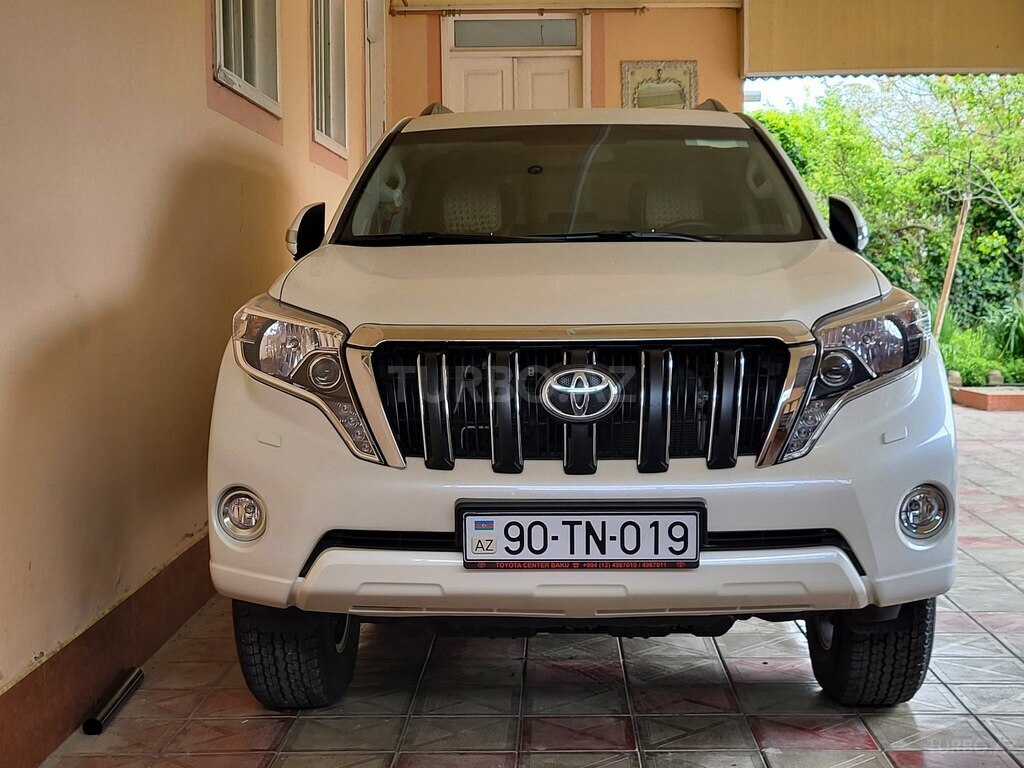 Toyota Land Cruiser Prado