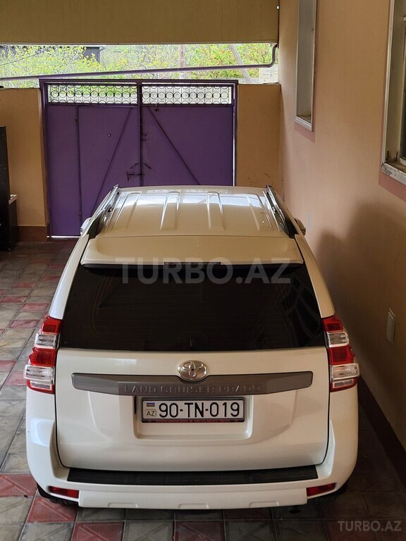Toyota Land Cruiser Prado