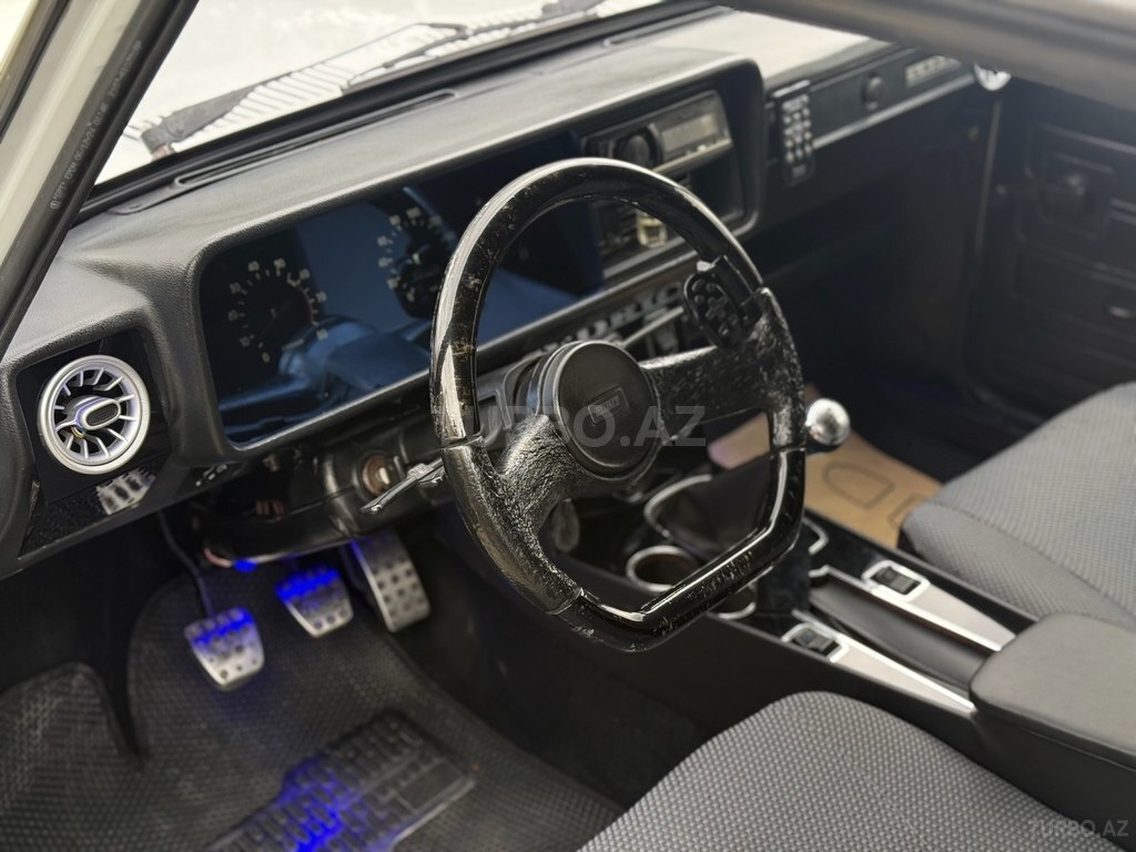 LADA (VAZ) 2107