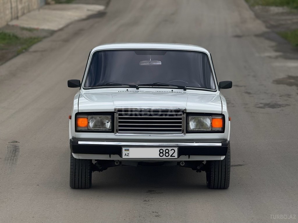 LADA (VAZ) 2107