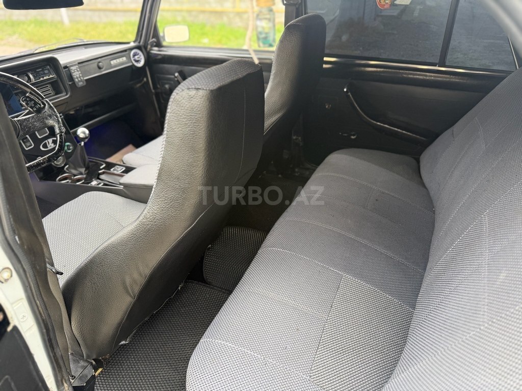 LADA (VAZ) 2107