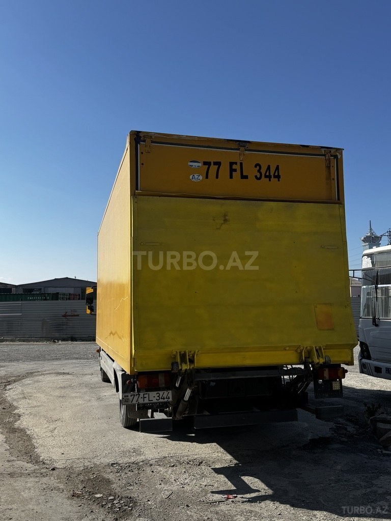 Mercedes Atego 818